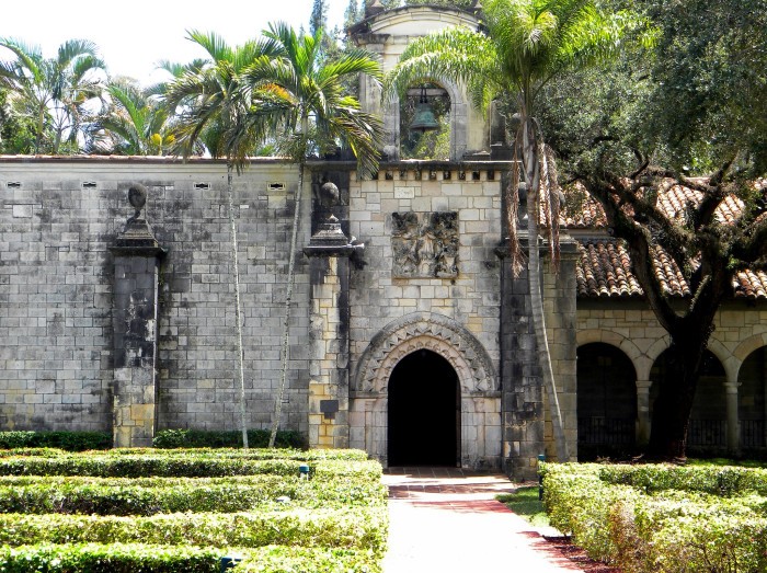 Church Architecture: From the Catacombs to Florida